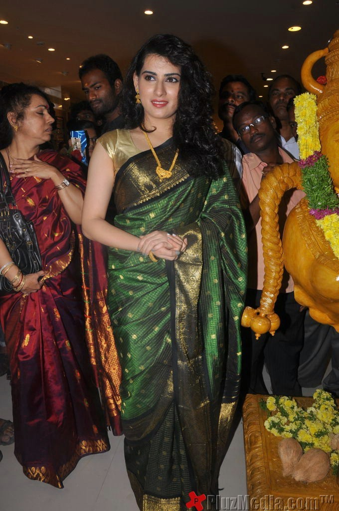 Archana Inaugurate CMR Shopping Mall - Gallery | Picture 91138